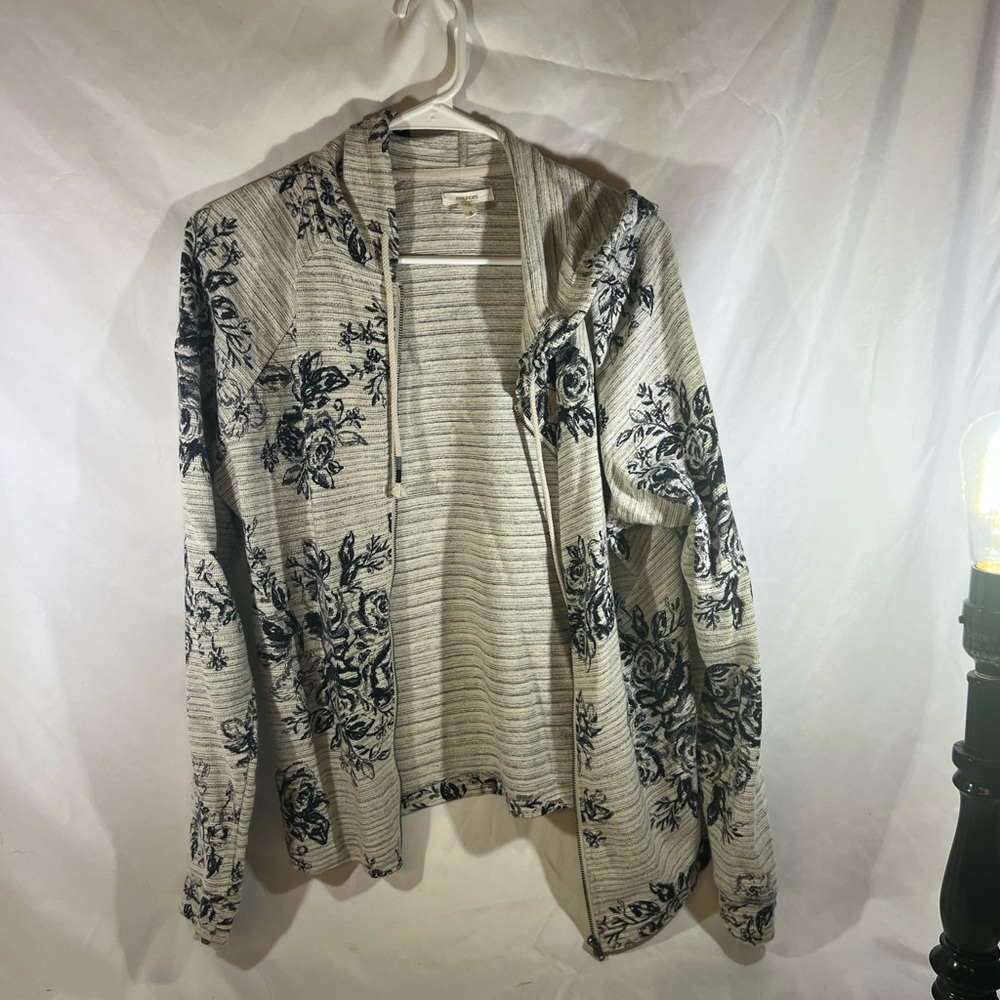 Maurices Gray and Black Floral Cardigan